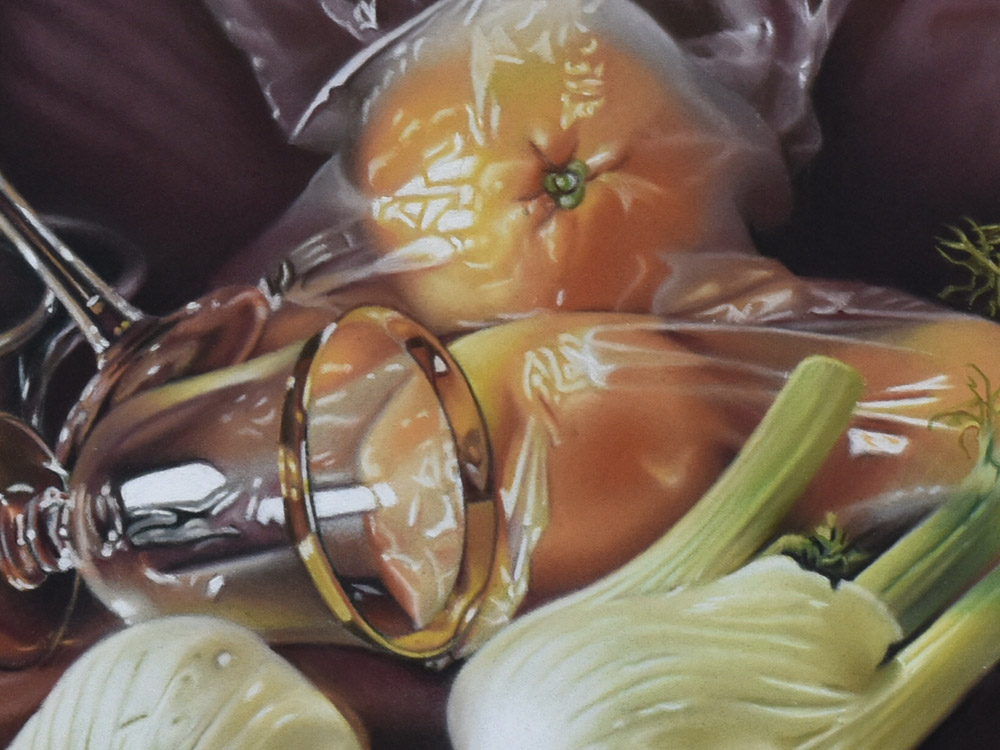 Sandro Bastioli. Hyperrealistic pastel: still life with crystal chalices and vegetables on wood. Intimate atmosphere and masterful rendering of reflections. Detail 2