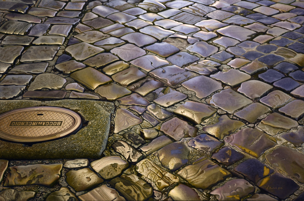 Sandro Bastioli. Italian hyperrealistic painter: artwork depicting polished floor. A painting that enhances the details of matter worn by time.