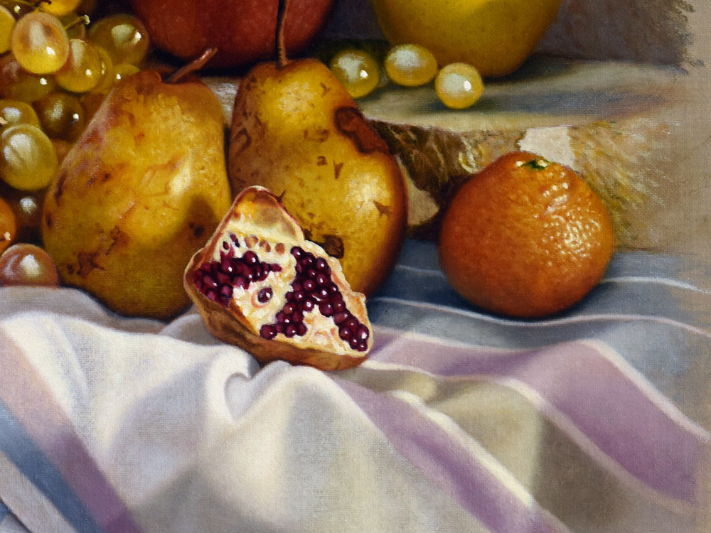 Sandro Bastioli. Oil on canvas still life painting: apples and pomegranates on a soft cloth. Perfect recall to the great classical pictorial tradition. Detail 2
