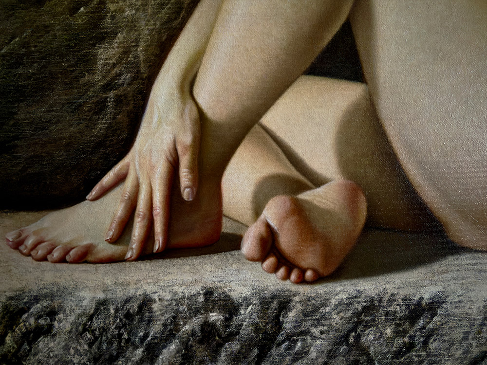 Sandro Bastioli. Quadro di un pittore iperrealista: opera raffigurante nudo femminile solitario trittico. Composizione che spicca per la sua perfezione fotografica ed emozionale. Dettaglio 1