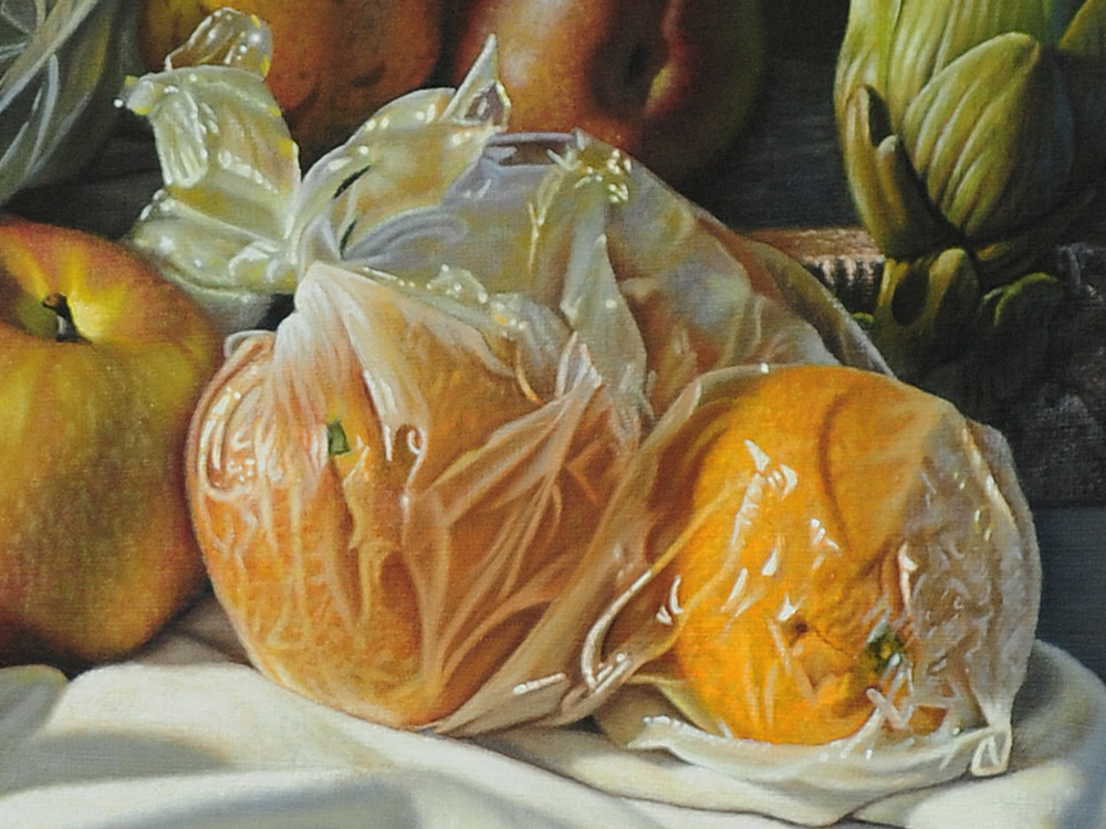 Sandro Bastioli. Hyperrealistic still life: fruit in plastic on a white drape with dark background. Theatrical lighting of incredible emotional impact. Detail 2